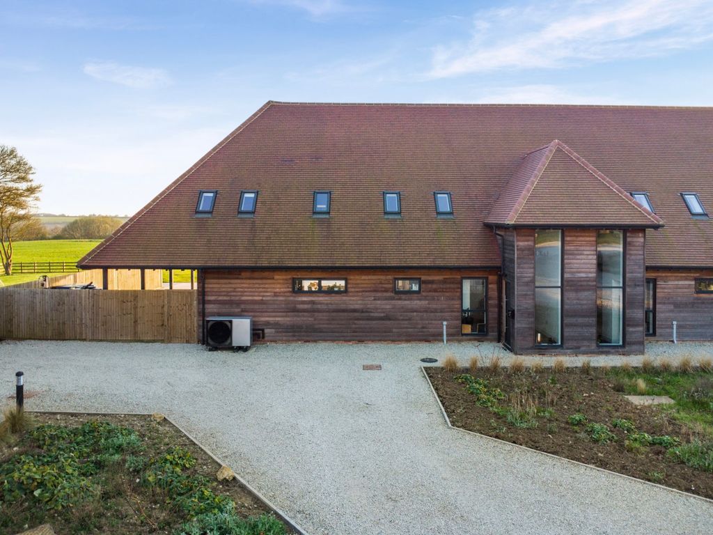 Property photo 1 of 22 3 Bower Farm