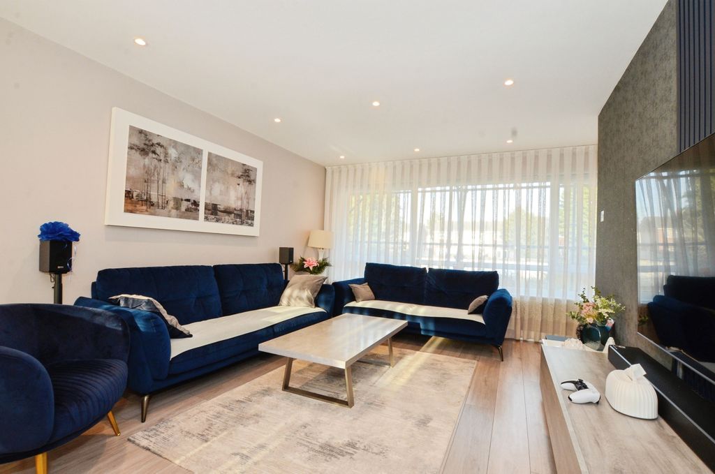 Property photo 2 of 15 Dsc_3764