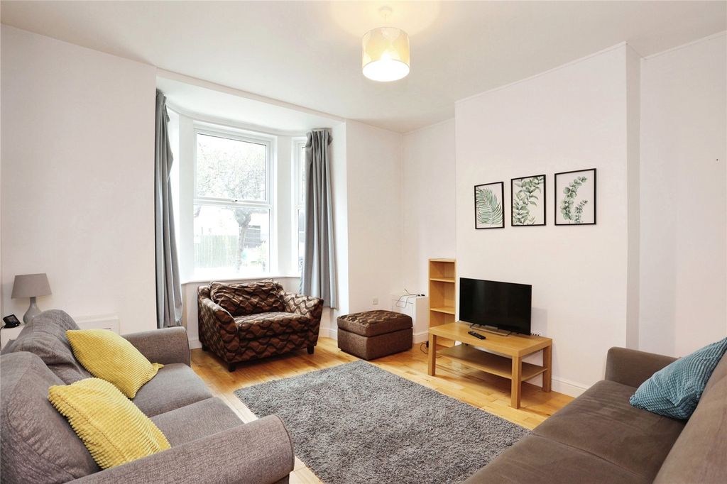 Property photo 2 of 18 Picture No. 05
