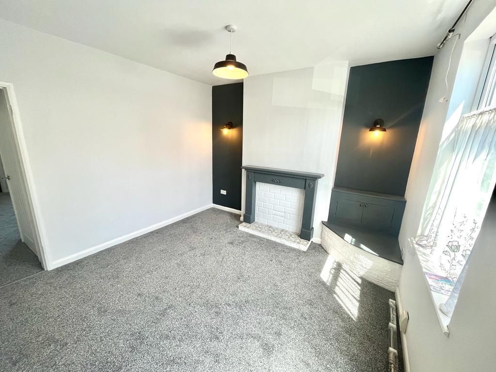 Property photo 3 of 17 Image