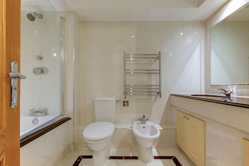 Additional image 16 of 2 bed flat for saleChateau Royale, Grouville JE3
