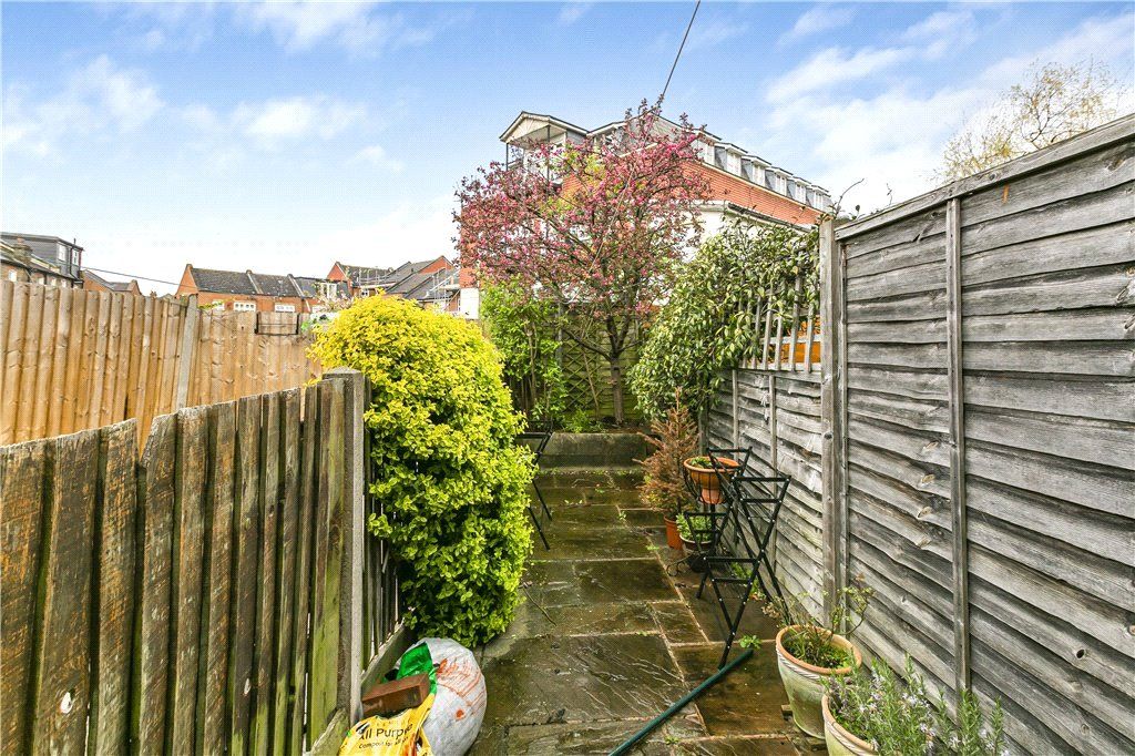 Property photo 3 of 8 Garden