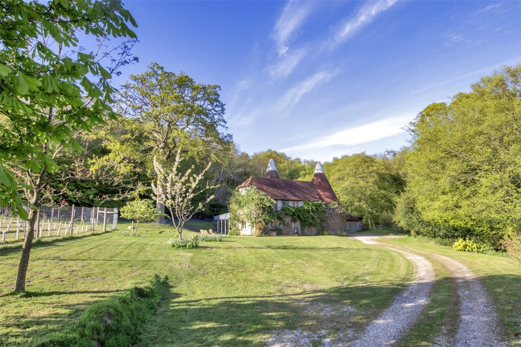 Property photo 2 of 27 Approach