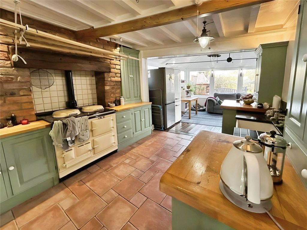 Property photo 2 of 23 Kitchen