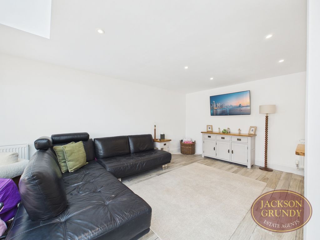 Additional image 9 of 4 bed detached house for saleBarley Close, Daventry NN11