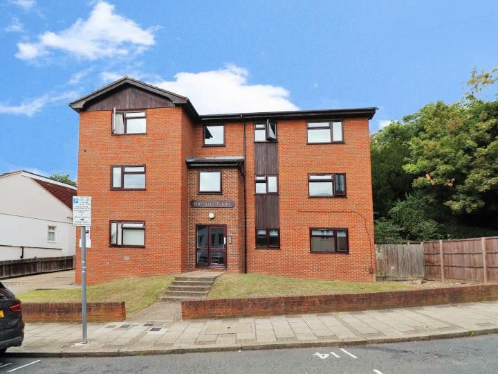 Property photo 1 of 6