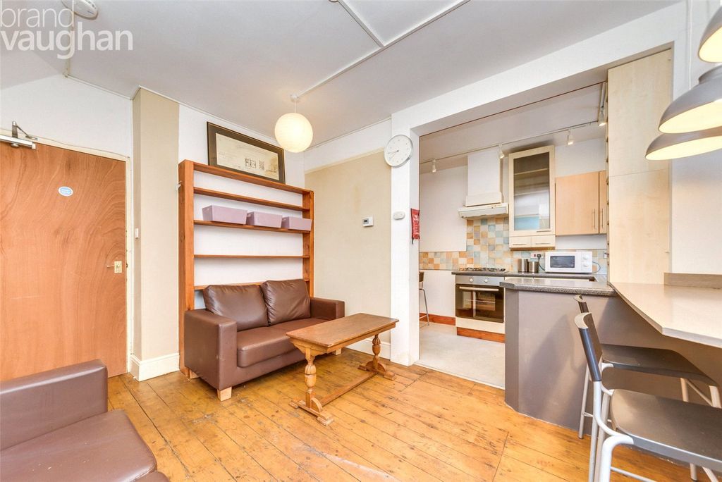 Property photo 2 of 13 Picture No. 34