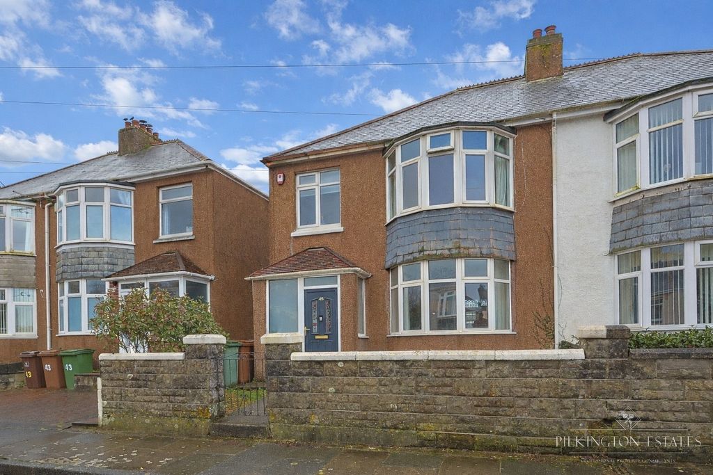 Property photo 1 of 13 4756611