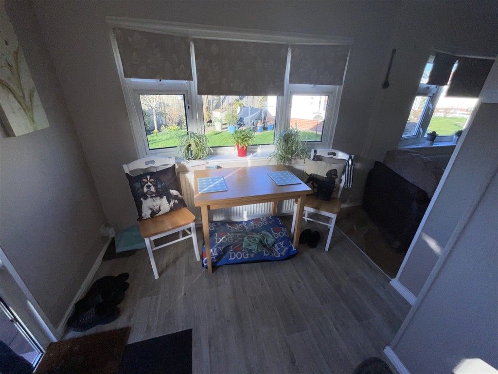 Property photo 1 of 9 Dining Area