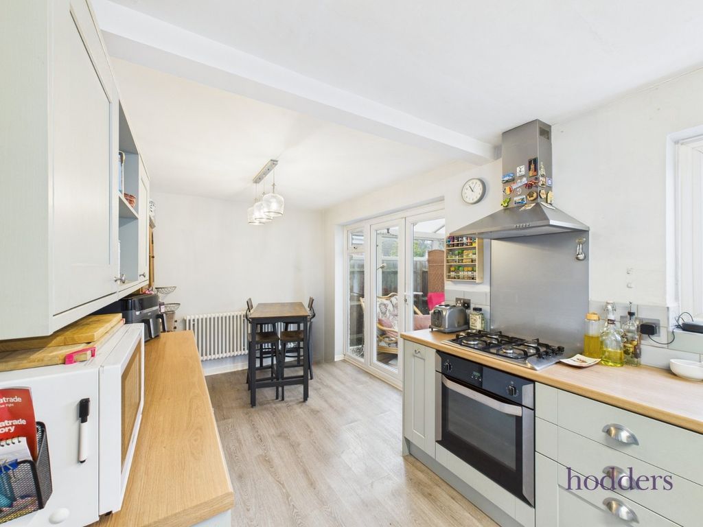 Property photo 3 of 13 Picture No. 27