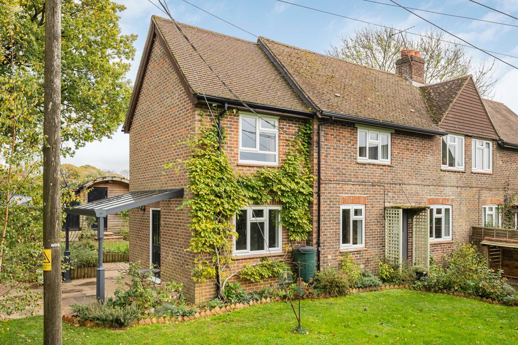 Property photo 1 of 35