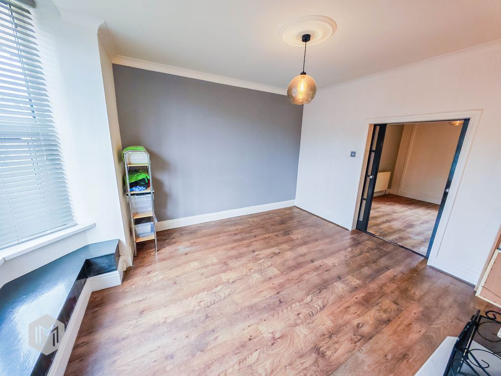 Property photo 3 of 21 Picture No. 32