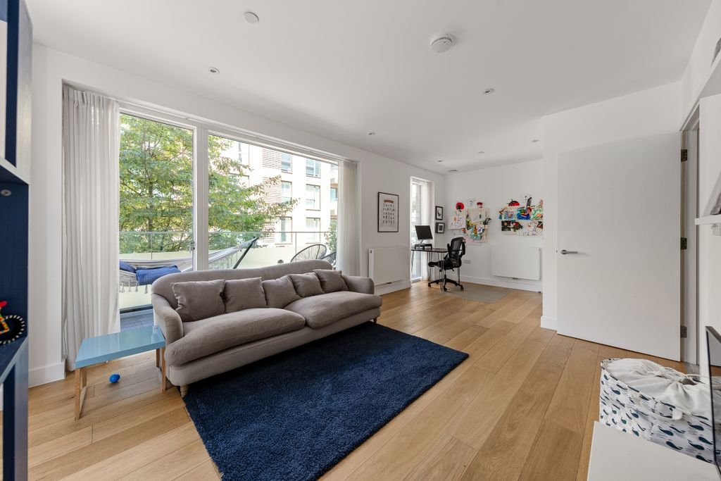 Property photo 2 of 17 094A4577
