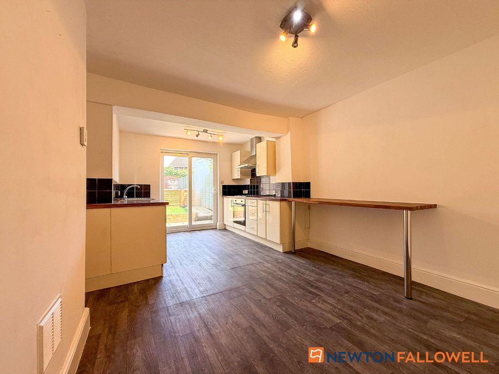 Property photo 2 of 17 Dining Kitchen 1