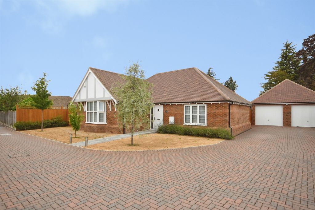 Property photo 1 of 20