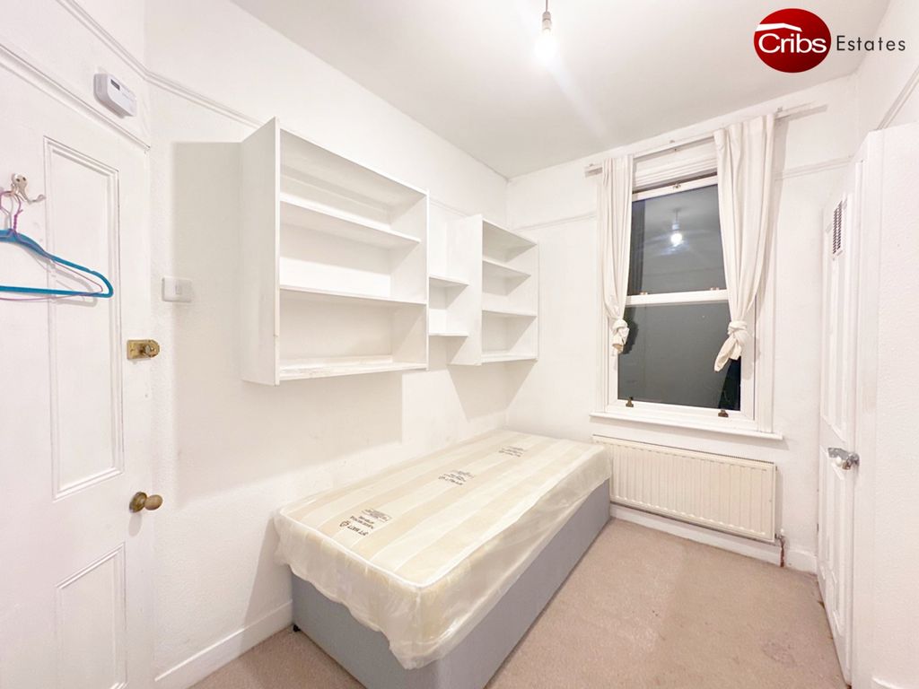 Property photo 3 of 10 Gallery