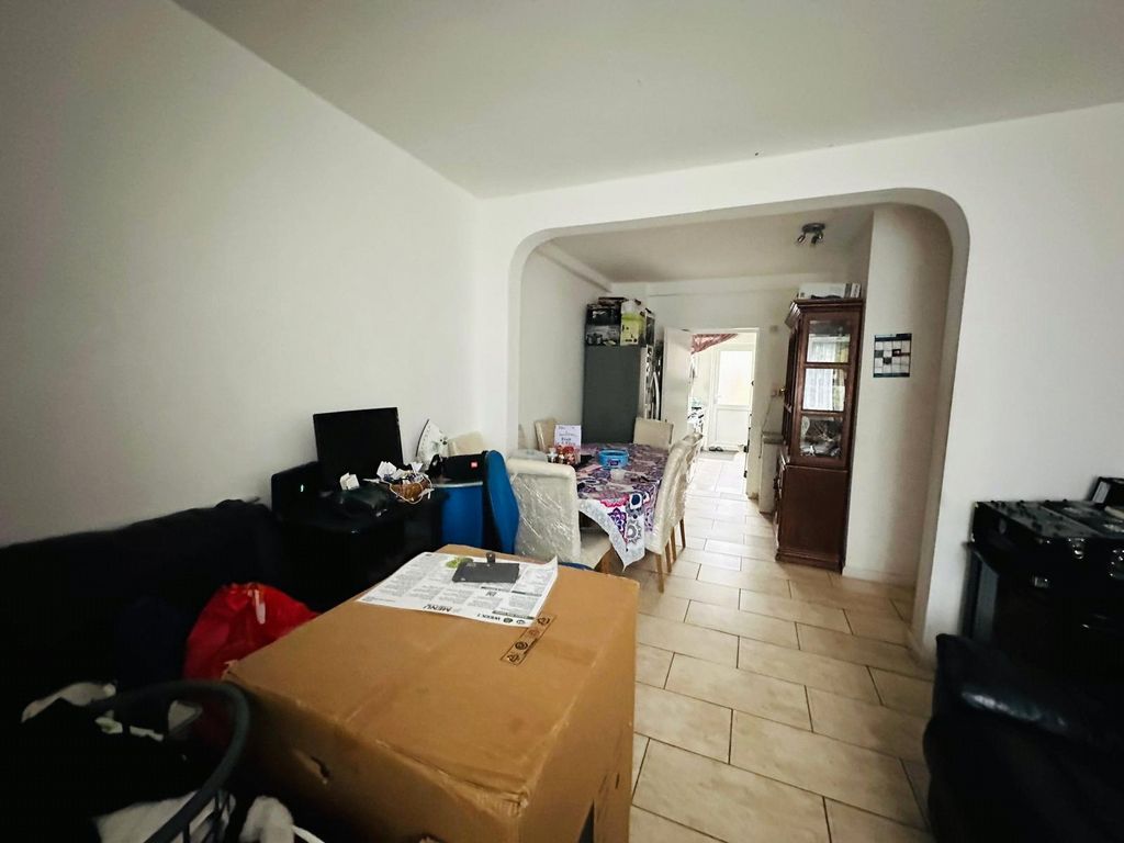 Property photo 3 of 15 Picture 3