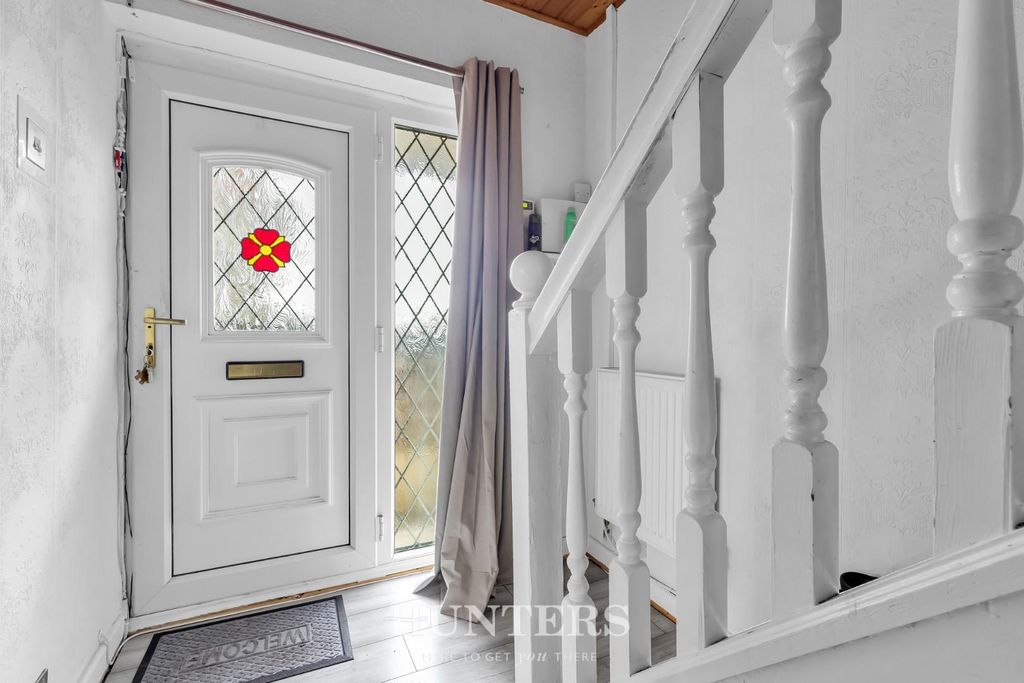 Property photo 3 of 18 Patterdale Drive (1).Jpg