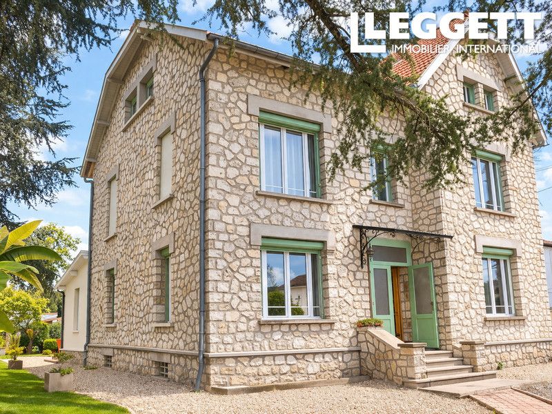 Property photo 1 of 10