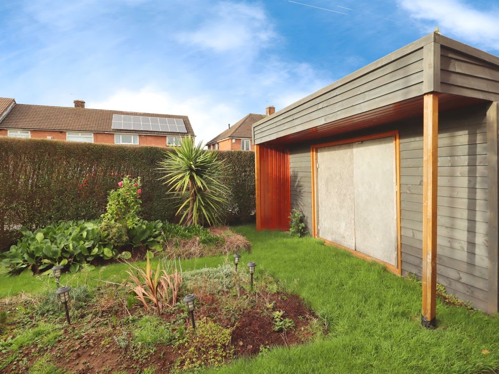 Property photo 2 of 30