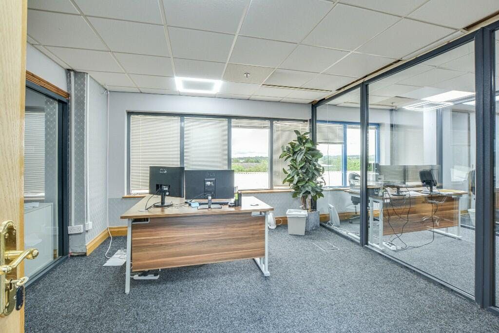 Property photo 3 of 24 Internal