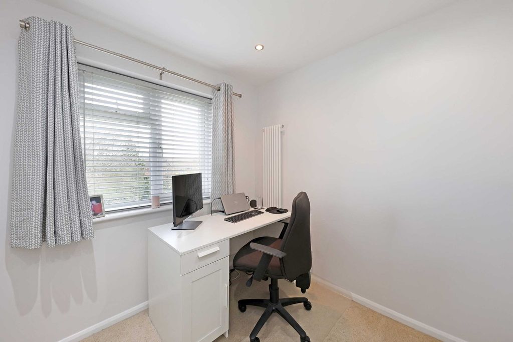 Additional image 14 of 3 bed terraced house for saleWood Pond Close, Seer Green, Beaconsfield, Buckinghamshire HP9