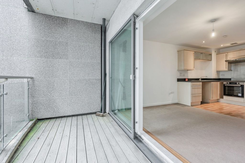 Property photo 2 of 14 Pbox-Img.Jpg