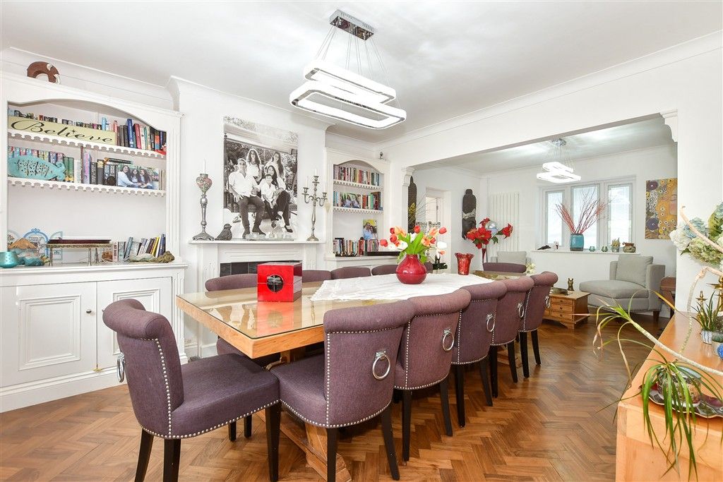 Property photo 3 of 19 Dining Room