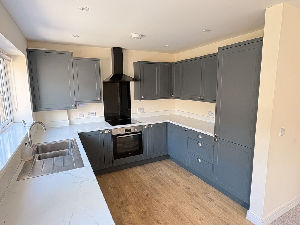 Property photo 3 of 14 Not Specified