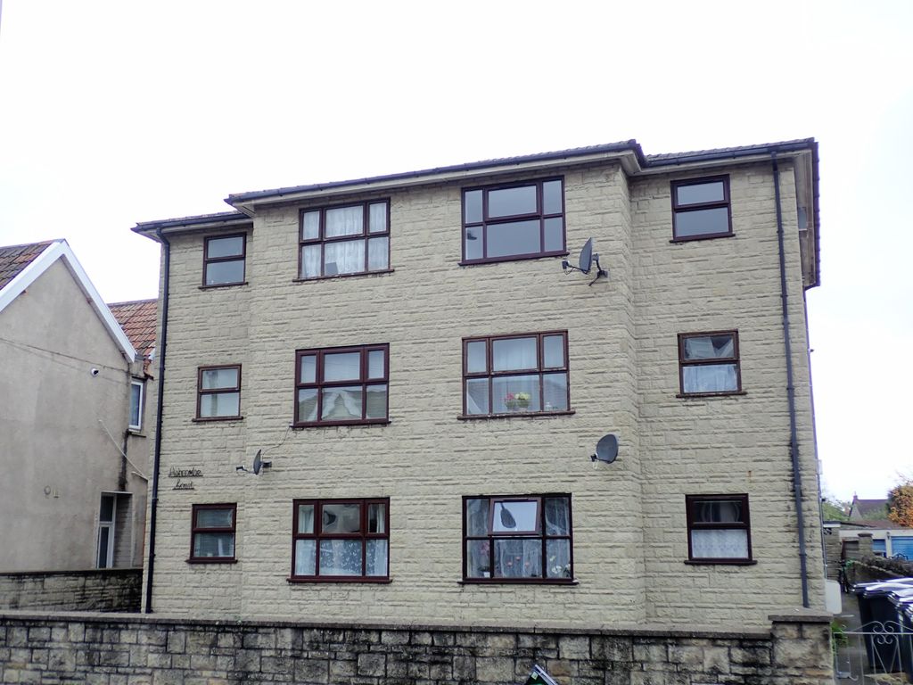 Property photo 1 of 5 Main