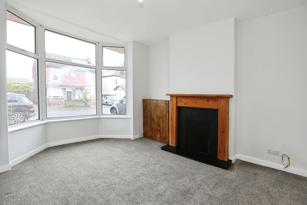 Property photo 2 of 19 Pbox-Img.Jpg