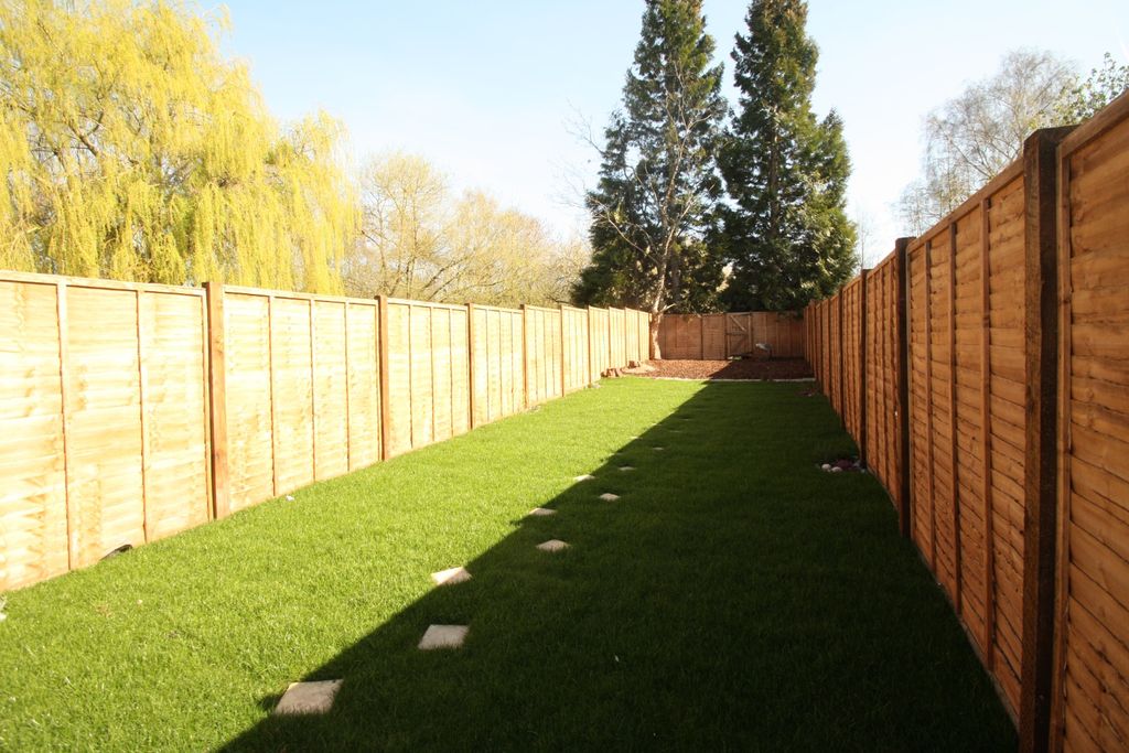 Property photo 3 of 9 778732