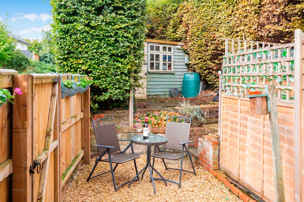 Property photo 2 of 13