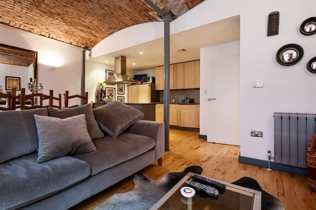 Property photo 3 of 9 Lounge2.Jpg