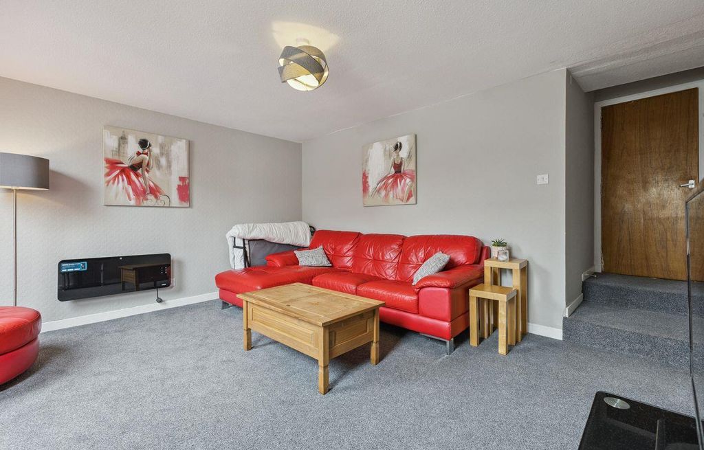 Property photo 3 of 9 S3.Jpg