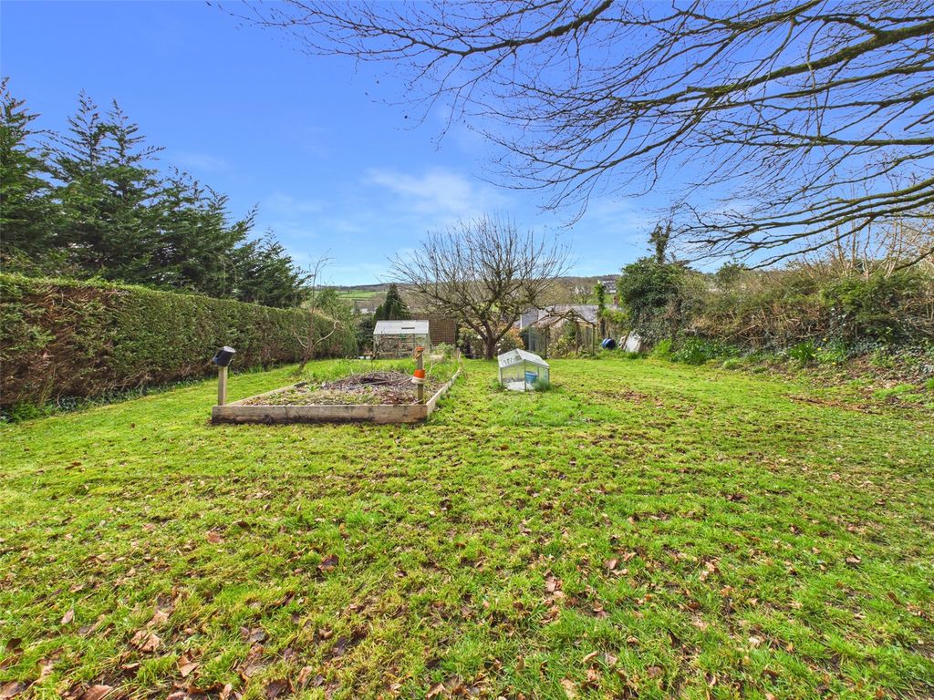 Property photo 2 of 22 Picture No. 02