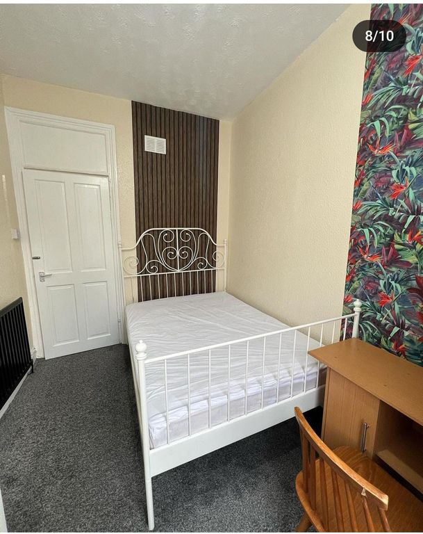 Property photo 2 of 6