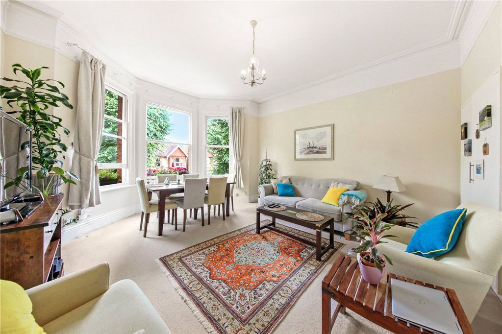 Property photo 1 of 6 Living Room