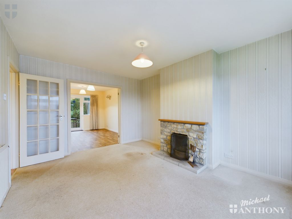 Property photo 3 of 13 Cam02538G0-Pr0110-Still002