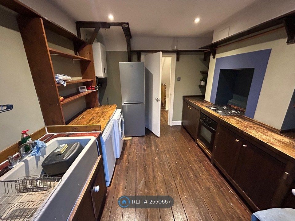 Property photo 2 of 16 Kitchen Leading Into Large Open Plan Sittingroom
