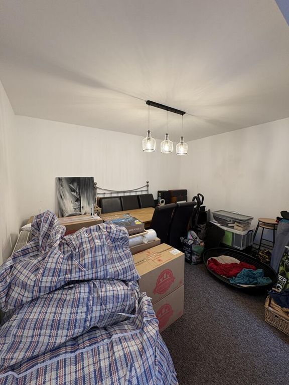 Property photo 3 of 12 Bedroom