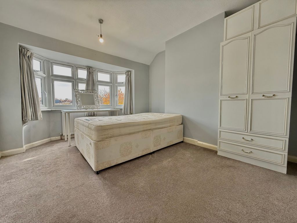 Property photo 1 of 9 Bedroom 4