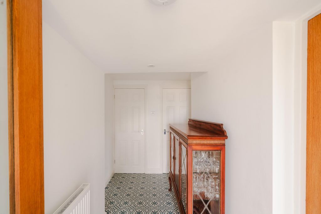Property photo 3 of 14 14