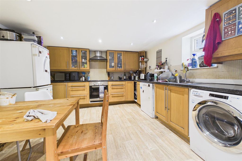 Additional image 10 of 6 bed terraced house for saleUpper Cheltenham Place, Montpelier, Bristol BS6
