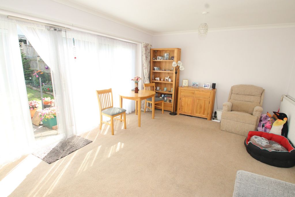Property photo 2 of 11 Photo 18