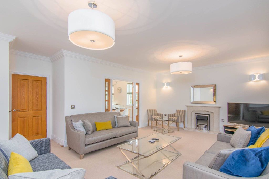 Property photo 3 of 15 Living Room