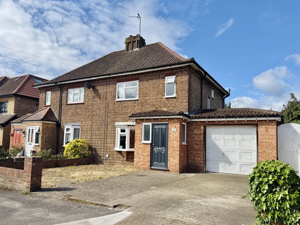 Property photo 1 of 18