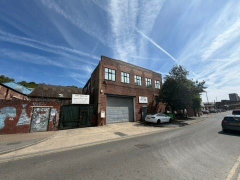 Property photo 1 of 6 8Ea8CD23-E00A-4975-Af44-217Bc2323713_4_5005_c.Jpeg