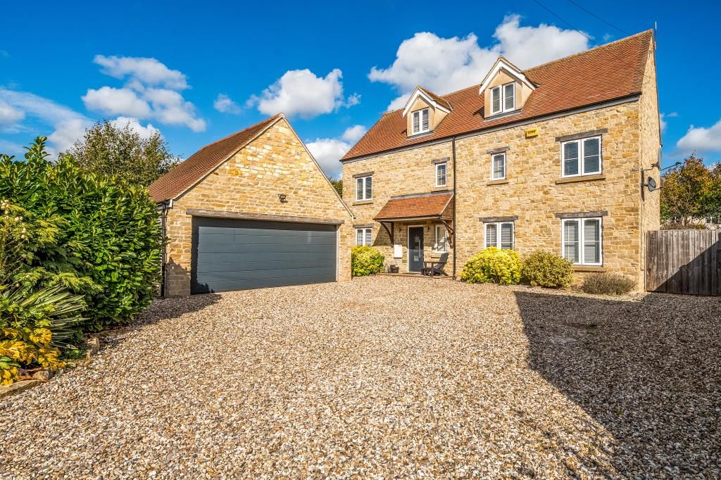 Property photo 1 of 31 External View