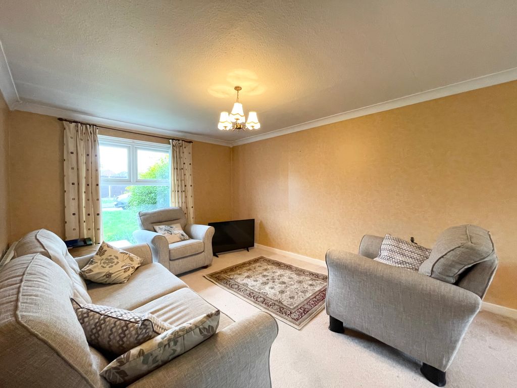 Property photo 3 of 27 Img_4704